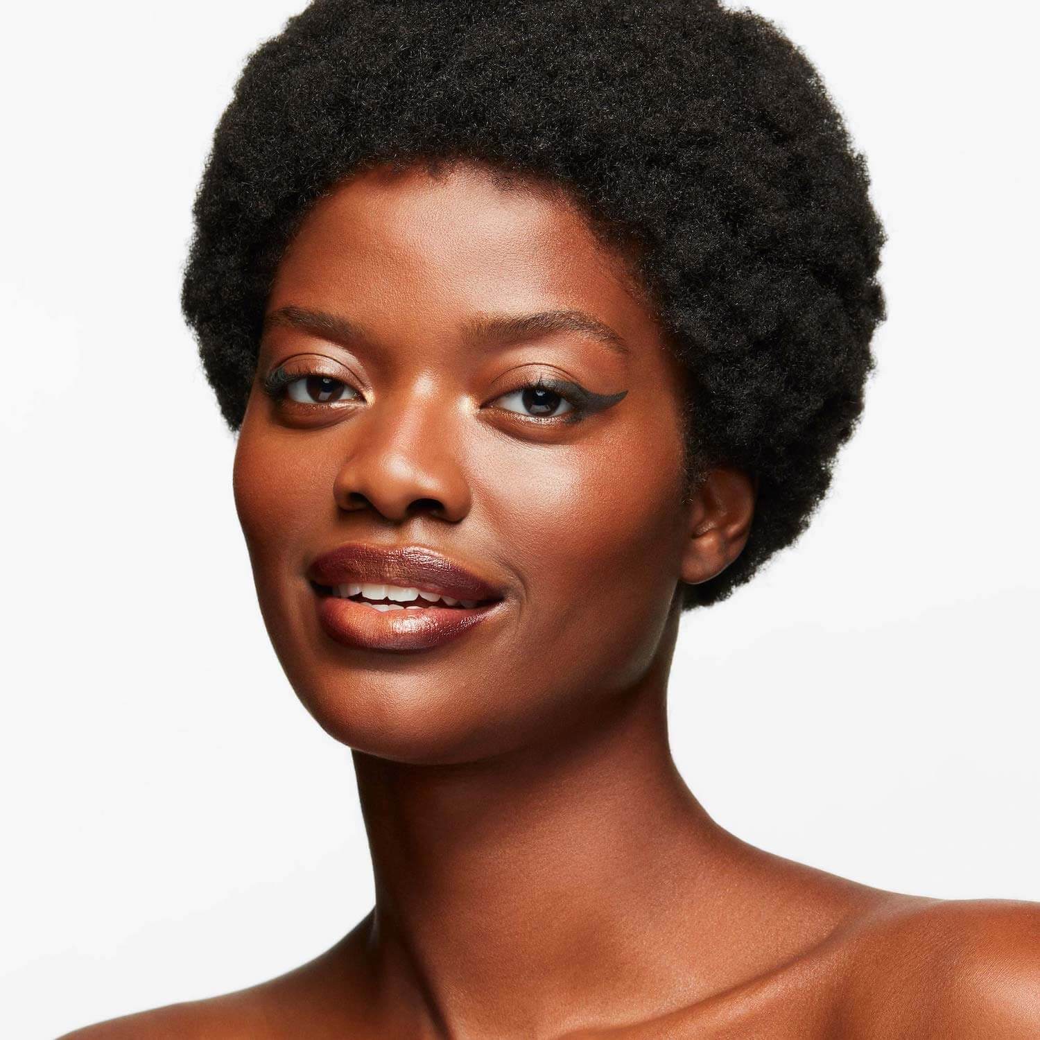 SKINFINISH SUNSTRUCK MATTE BRONZER (POLVO BRONCEADOR MATE)